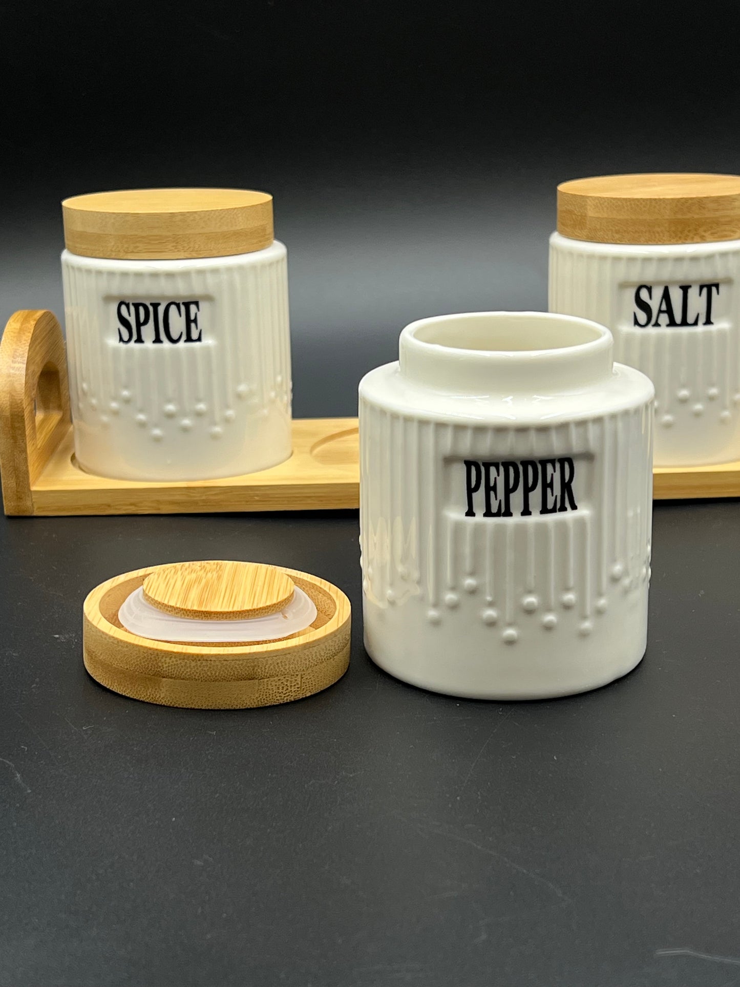 4 Pcs Air-Tight Ceramic Spice Jars Set with Bamboo Stand