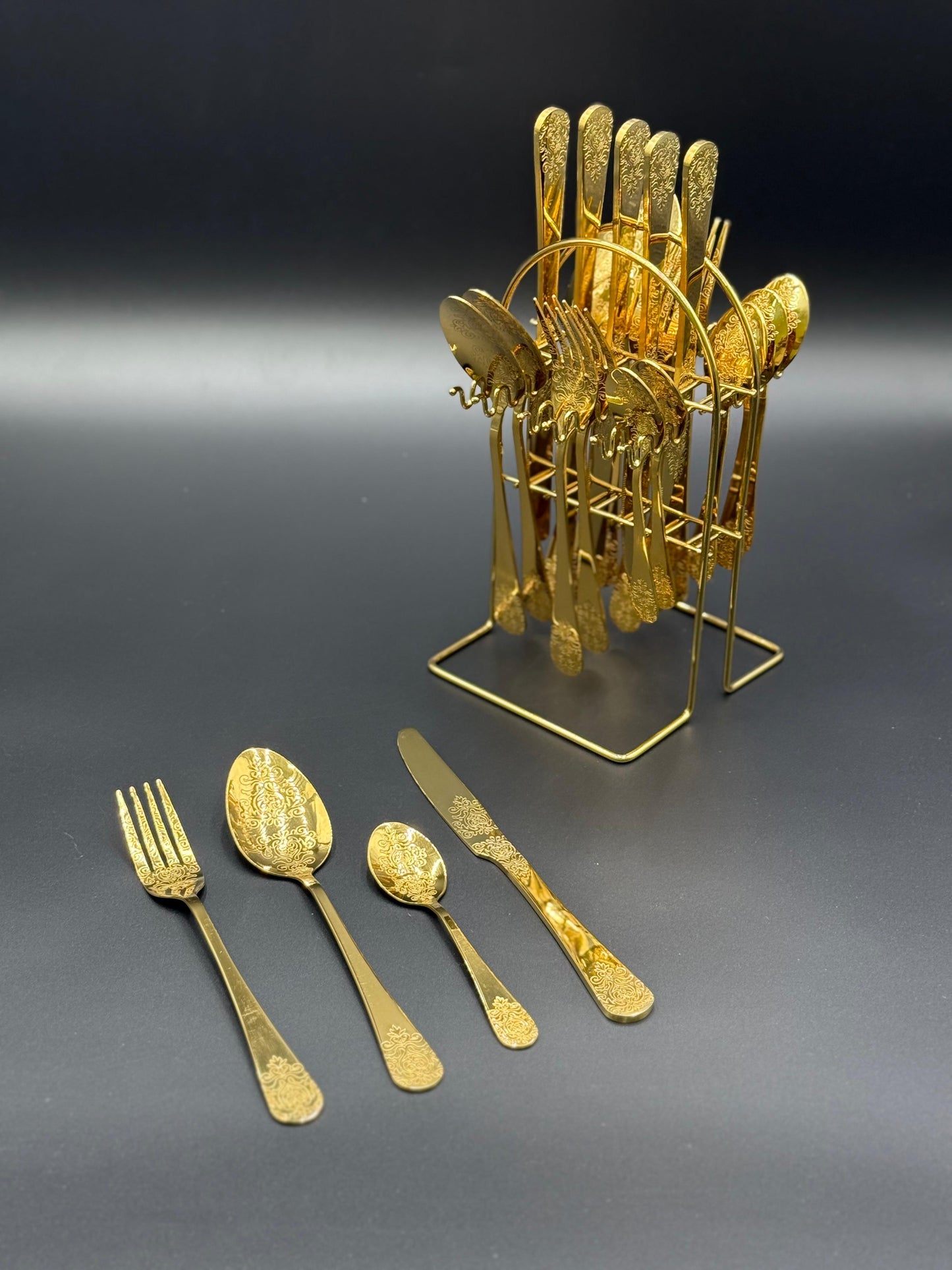 24 Pcs Golden Engraved Cutlery Set 🍴✨