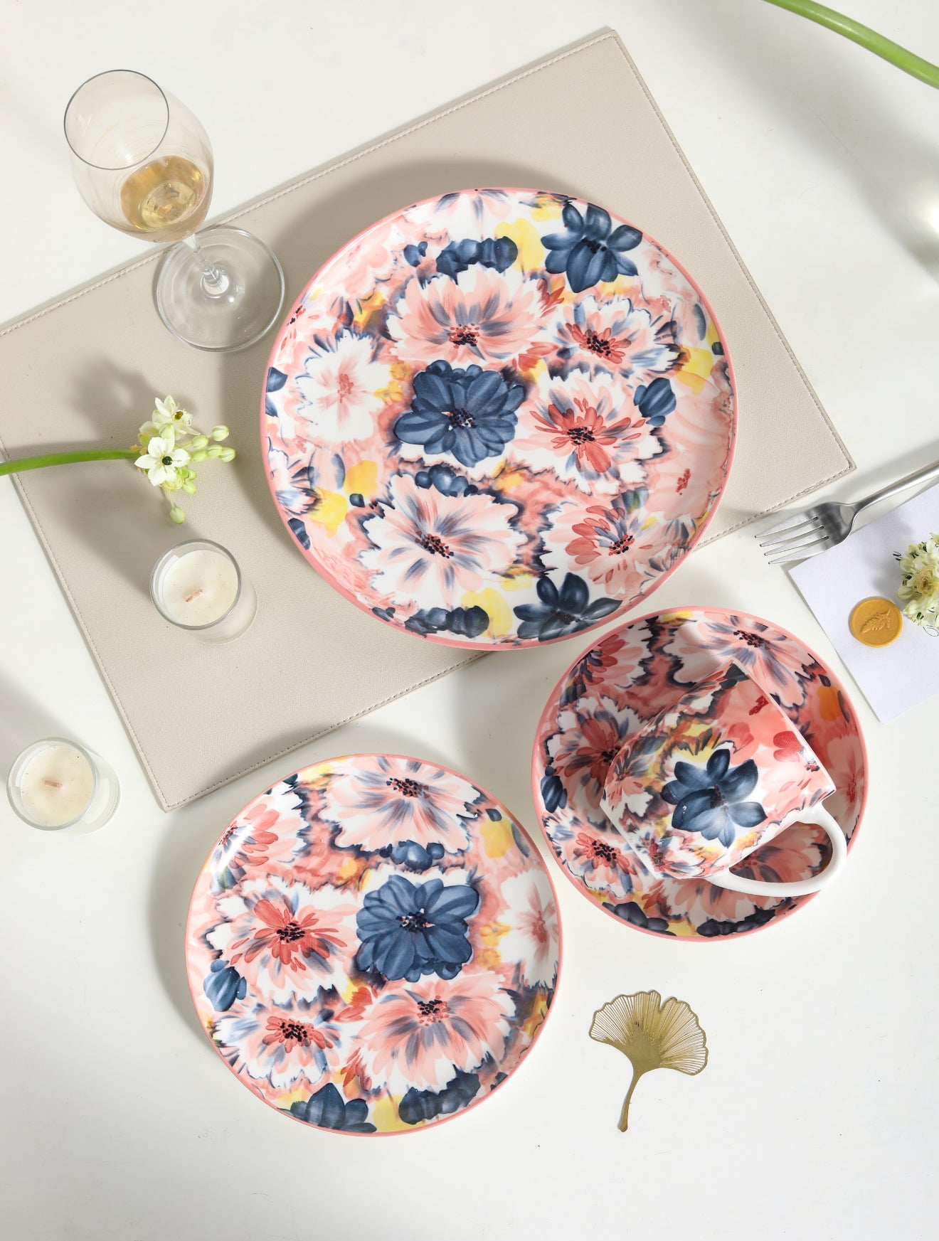 πΊ Coral Bloom- 16 pcs Handmade Matte Ceramic Breakfast Set