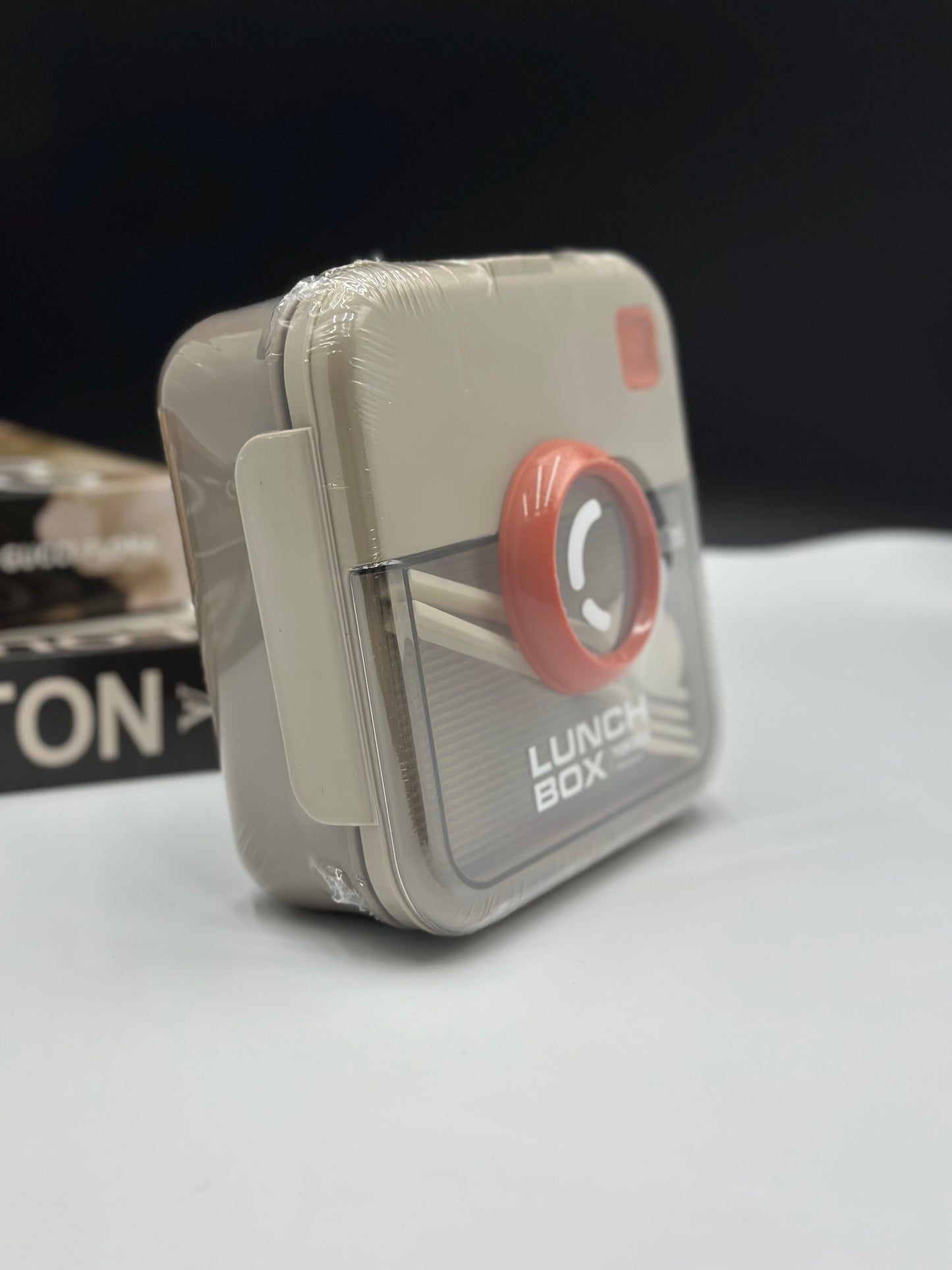 Retro Camera Lunch Box with Cutlery β 1000ml