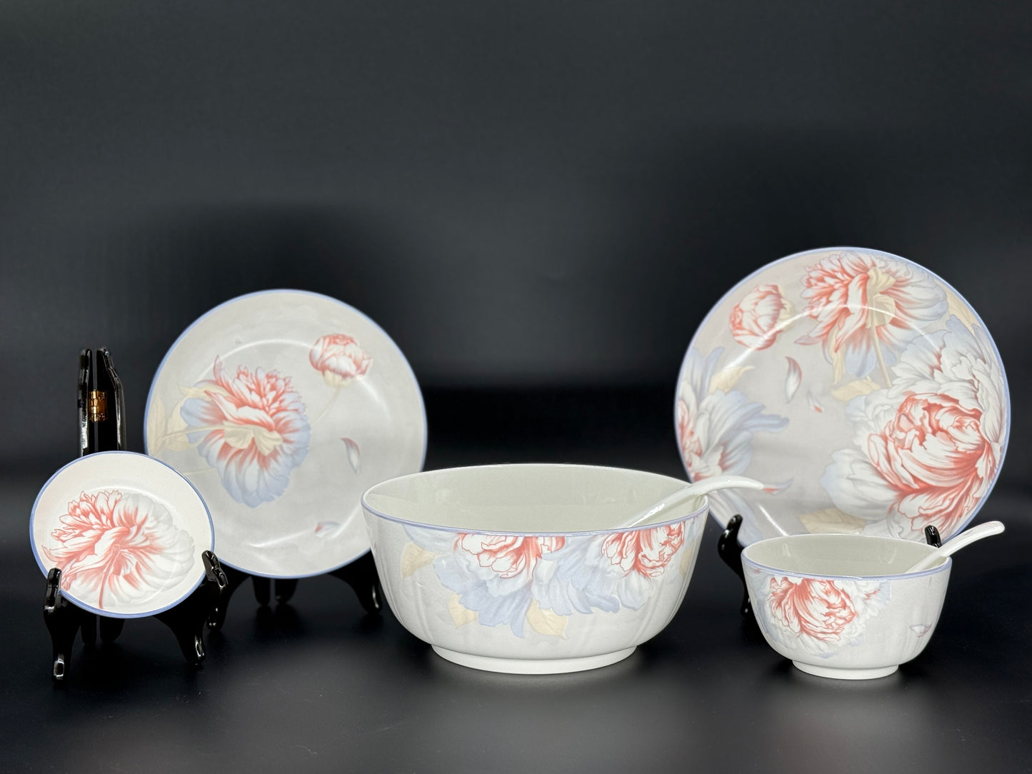 18 Pcs Matt Bone China Soft Bloom Breakfast Set 🌷