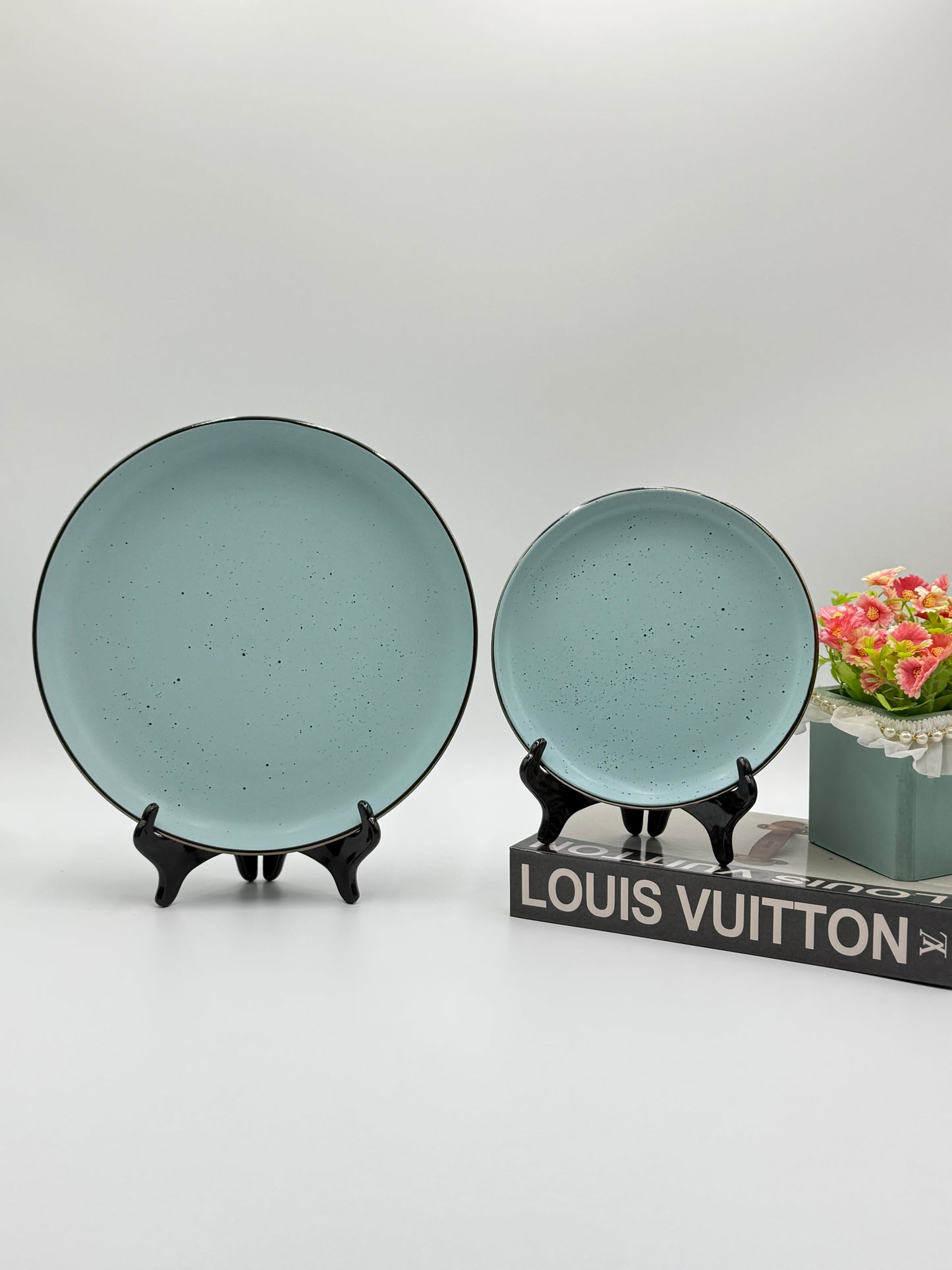 16 Pcs Stoneware Plate Set with Bowls and Silver Outline π½οΈ