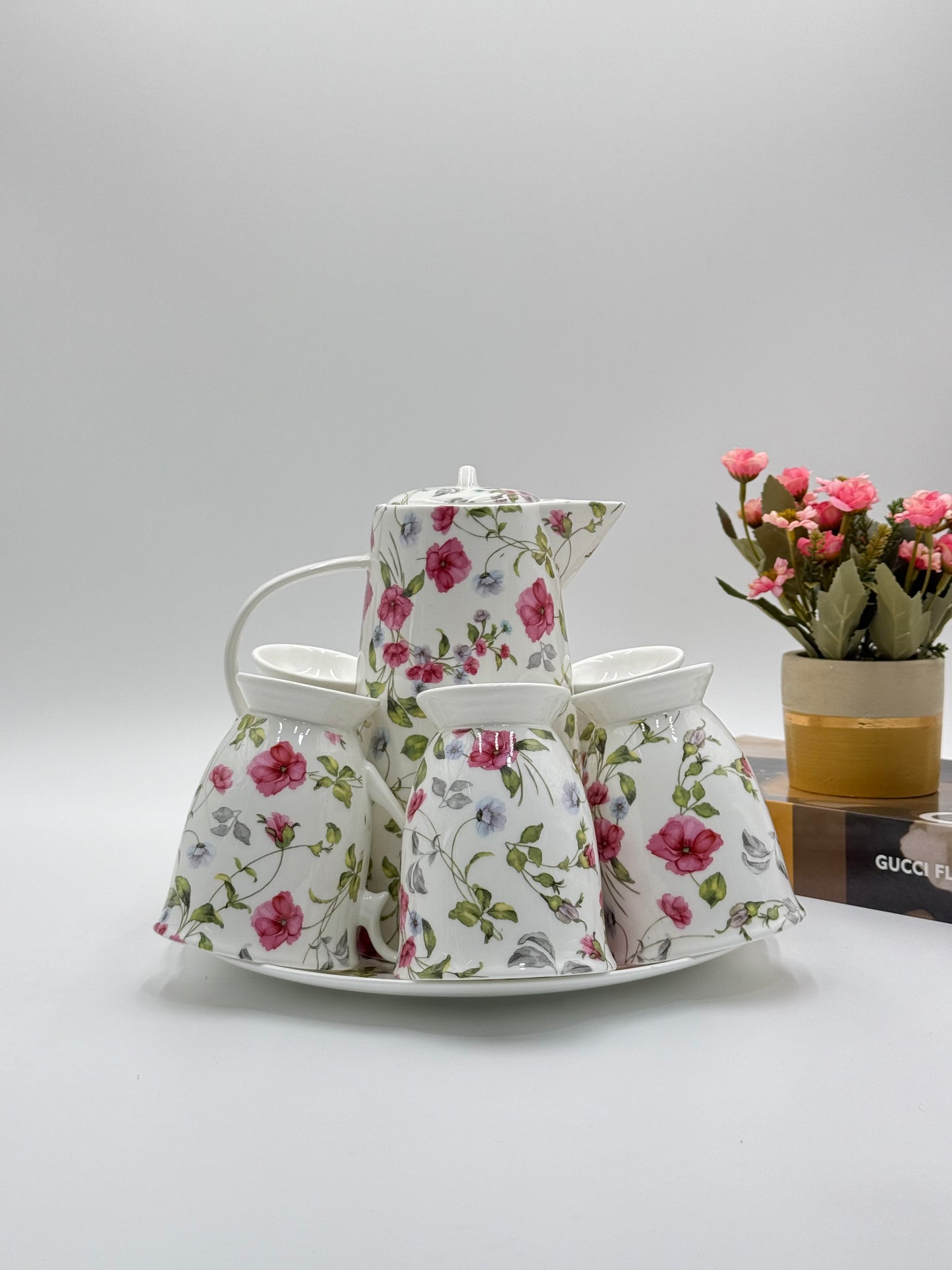 8 Pcs Royal Albert Crimson Vine Bloom Tea Set with Round Plate ๐