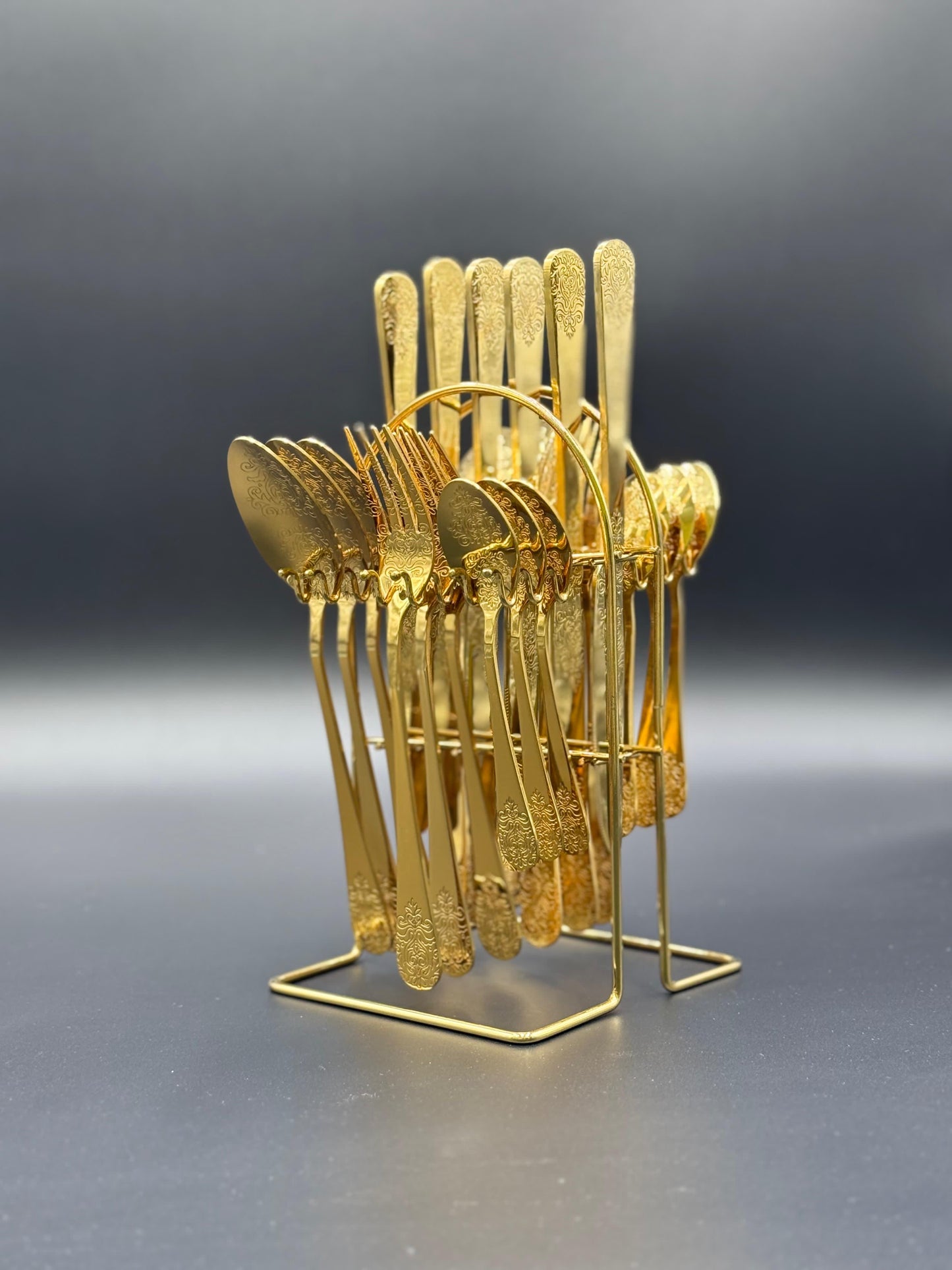 24 Pcs Golden Engraved Cutlery Set 🍴✨