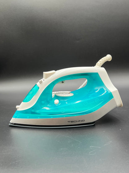 Techno Steam Iron 2000W – Crisp & Wrinkle-Free 👔