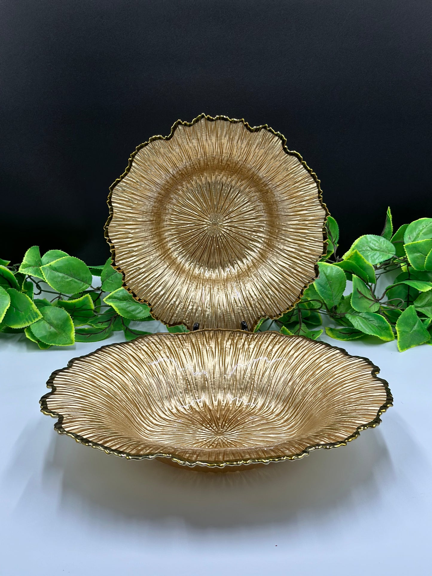 Golden Glass Flower Turkish Platter 
🌼