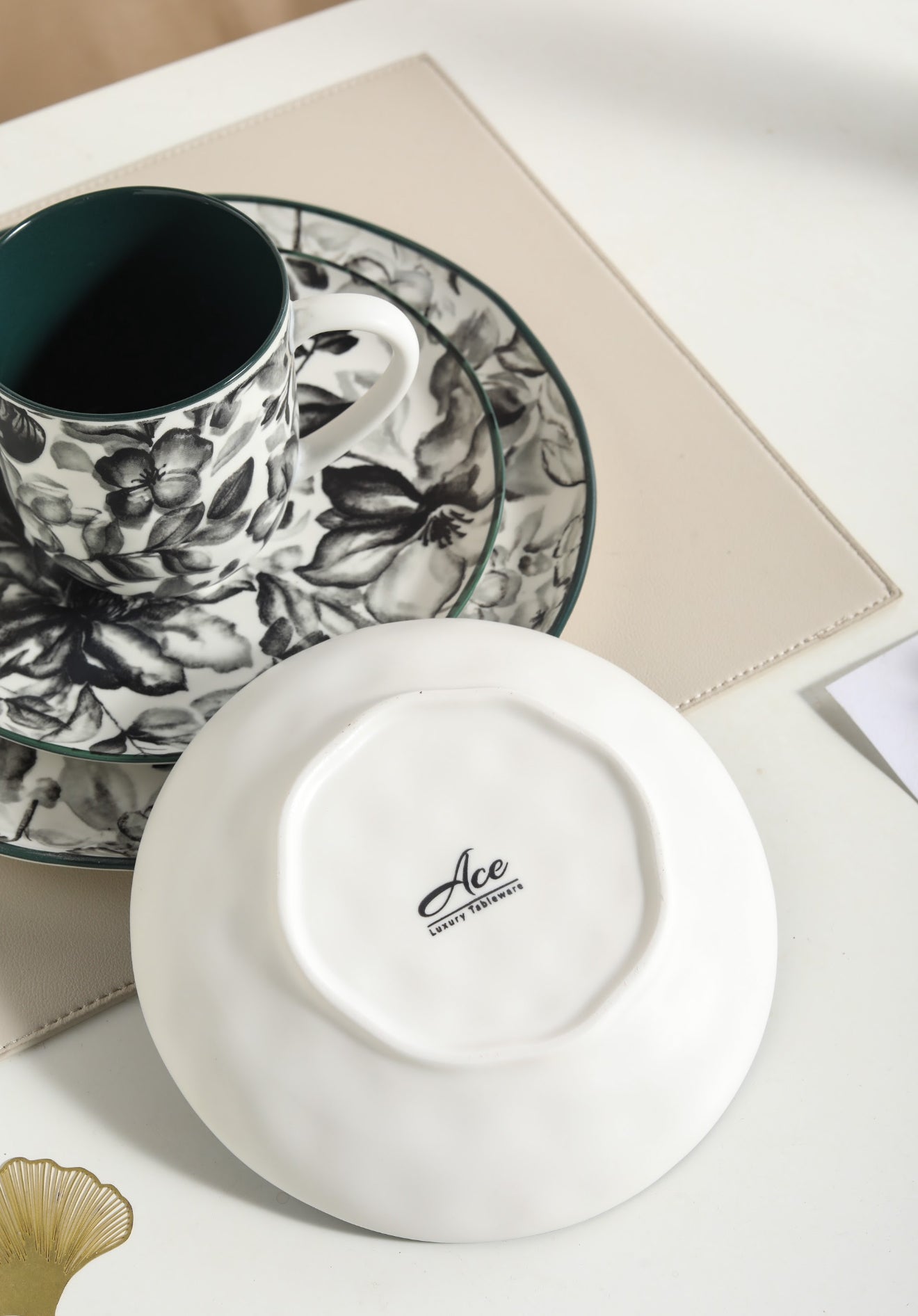 🌙 Midnight Bloom- 16 pcs Handmade Matte Ceramic Dinner Set