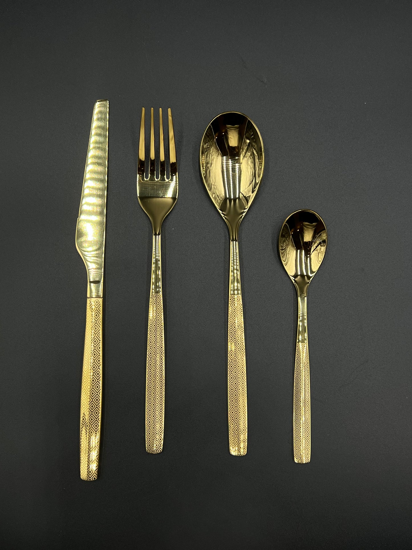 24 Pcs Stainless Steel Cutlery Set – Royal Gold Geometric
