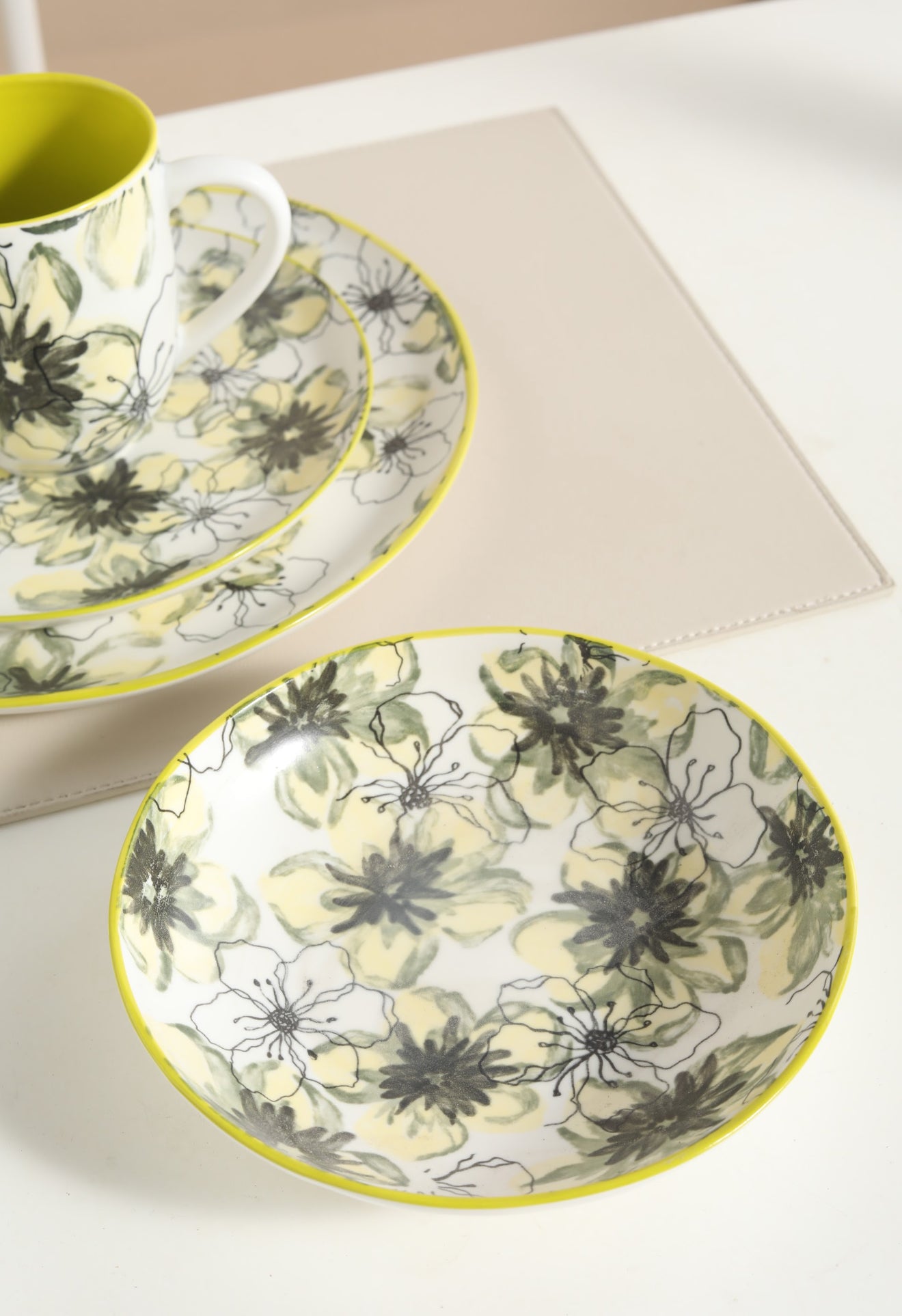 🌿 Lemon Bloom- 16 pcs Handmade Matte Ceramic Dinner Set