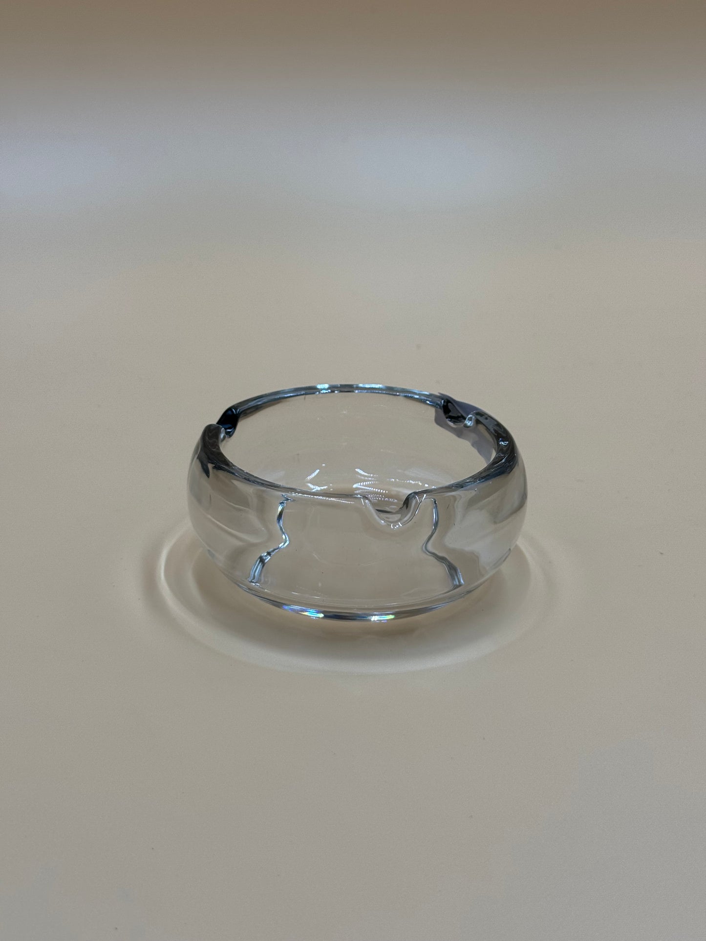 Smooth Round DELISOGA Fine Glass Ashtray ✨