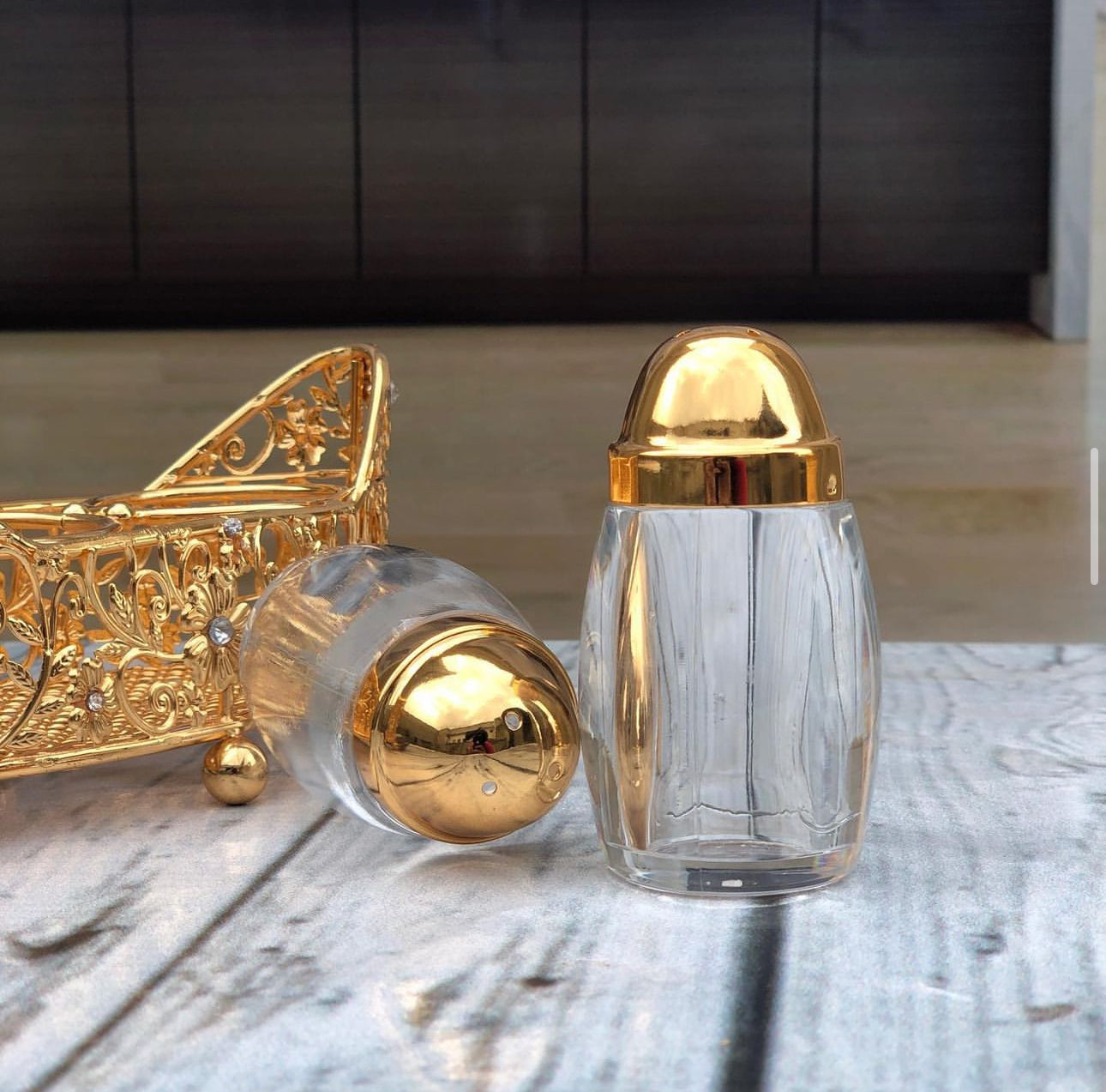 Elegant Salt and Pepper Containers with 24K Gold Plated Steel Base⚡️✨