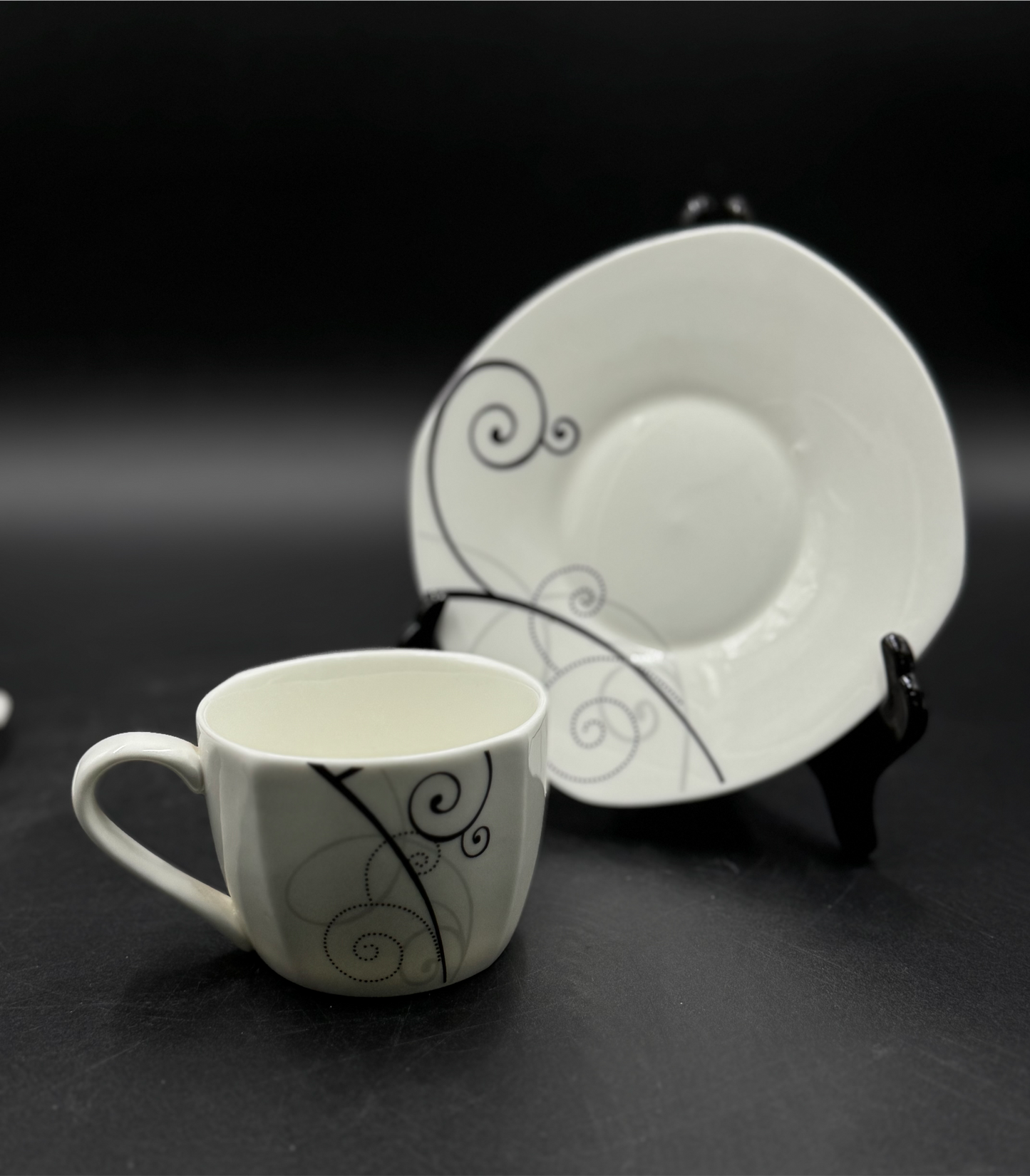 12 Pcs Fine Bone China Cup & Saucer Set ☕️