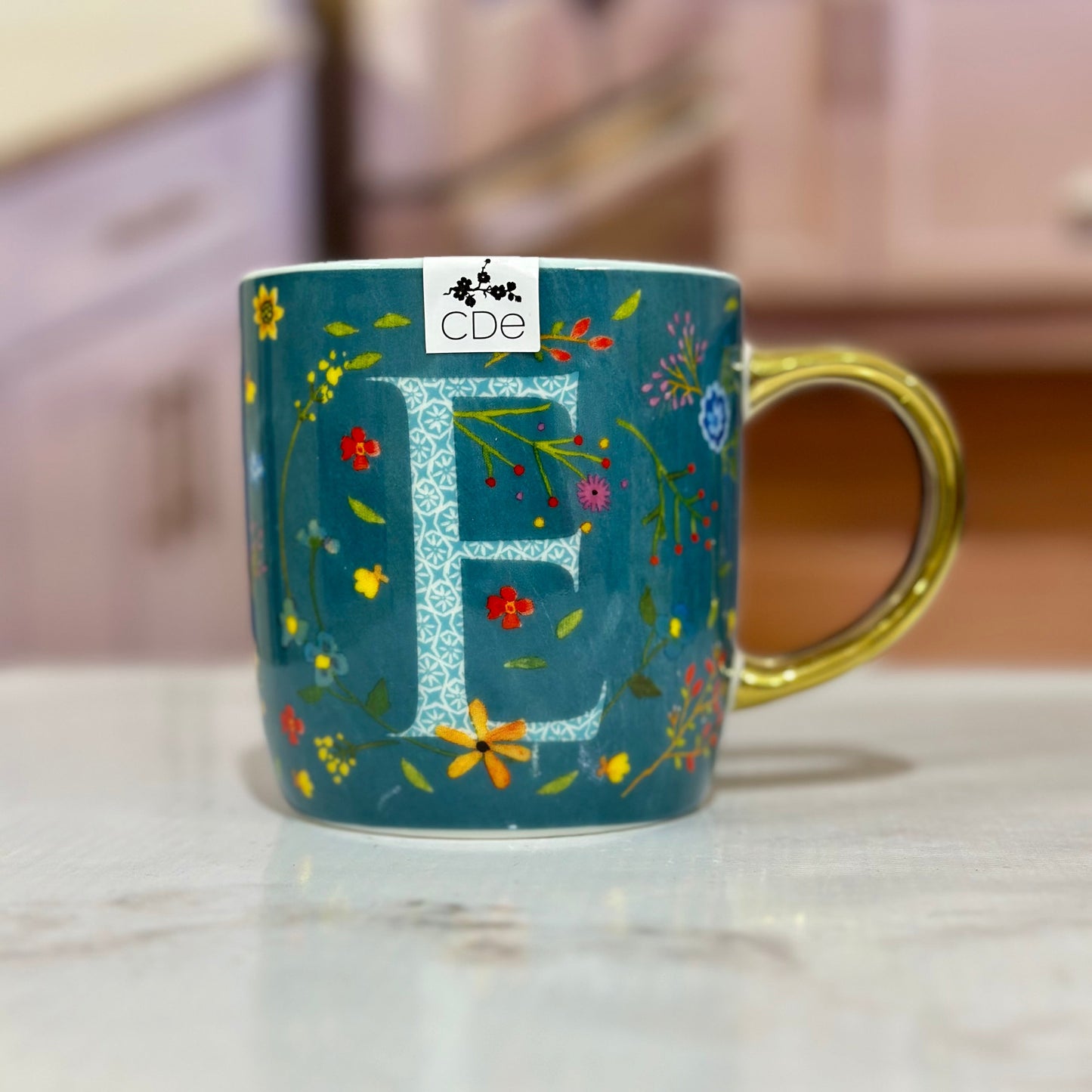 E Alphabet Mug with Golden Handle✨