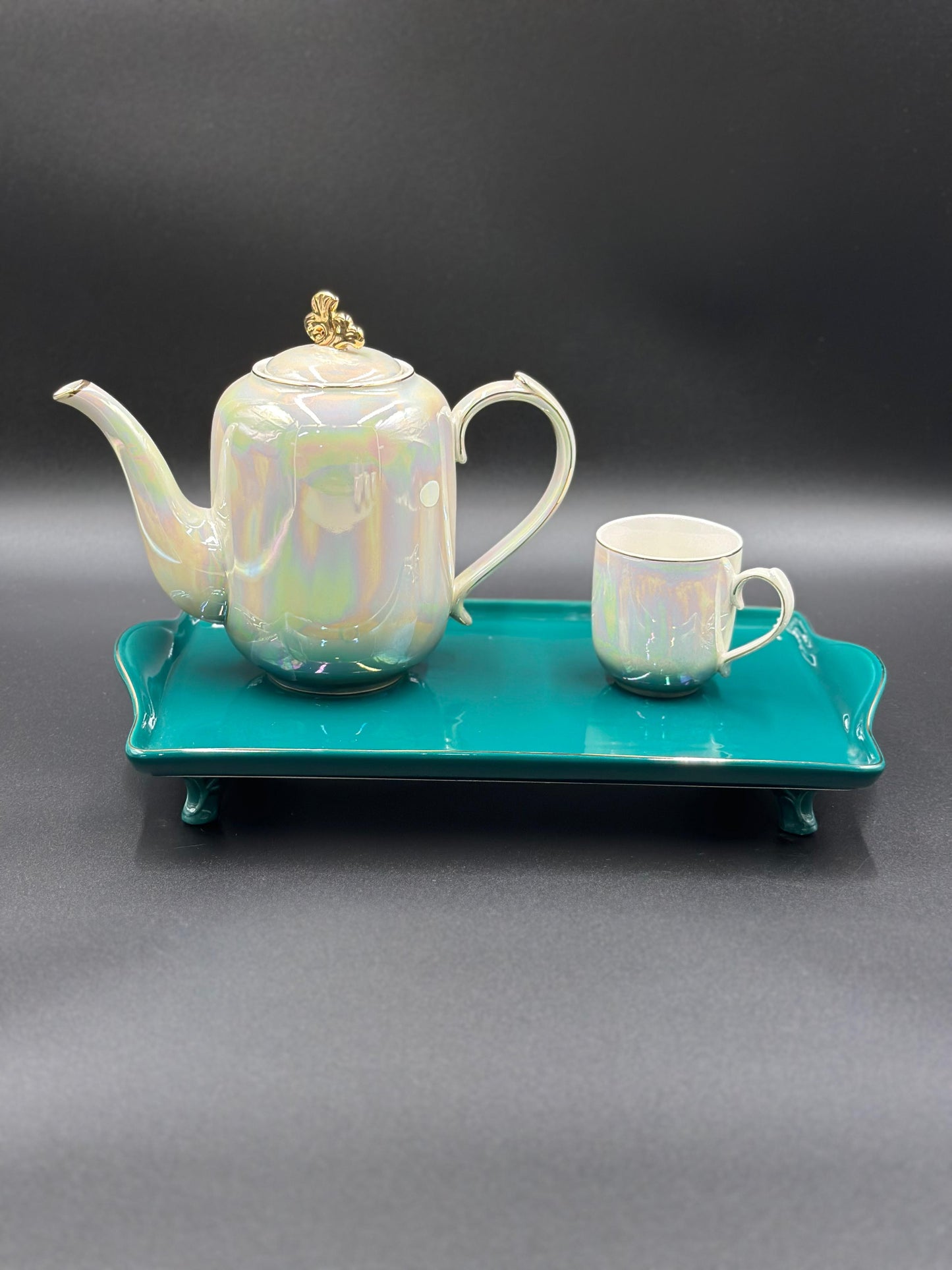 8 Pcs Elegant Bi-Colour Rainbow Shade Tea Set With Tray ☕️